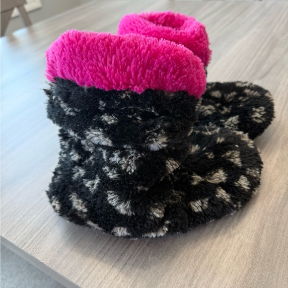 Dearfoams Black Gray Pink Slippers - Picture 2 of 4